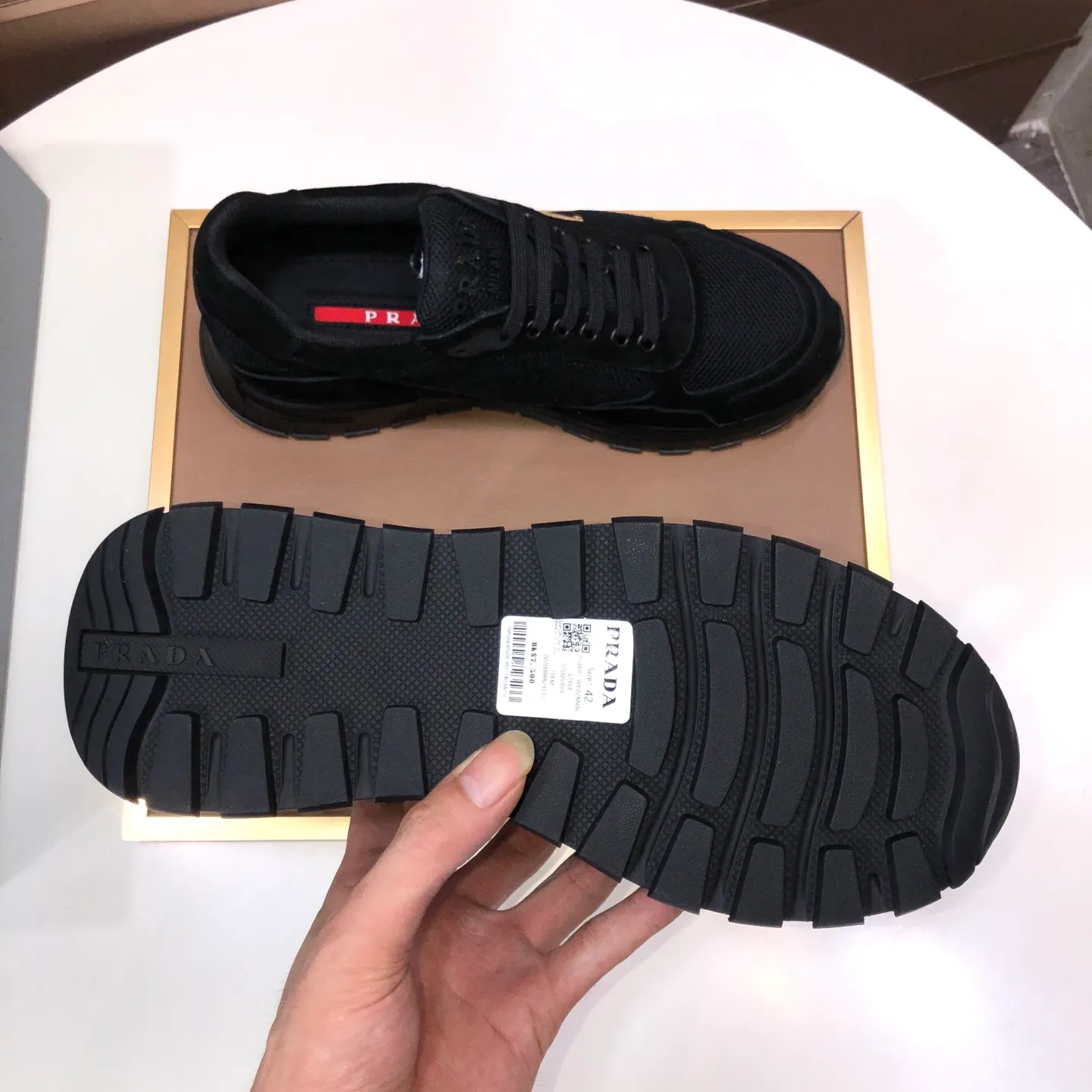 Men's shoes 💰580💰 [PRADA] Top-quality original items, new seasonal styles, high-quality original items, top-level imported calfskin and original imported glue, imported cowhide lining with original cowhide feet, original outsole! Quality guaranteed! Code 38-45 (45 customized)